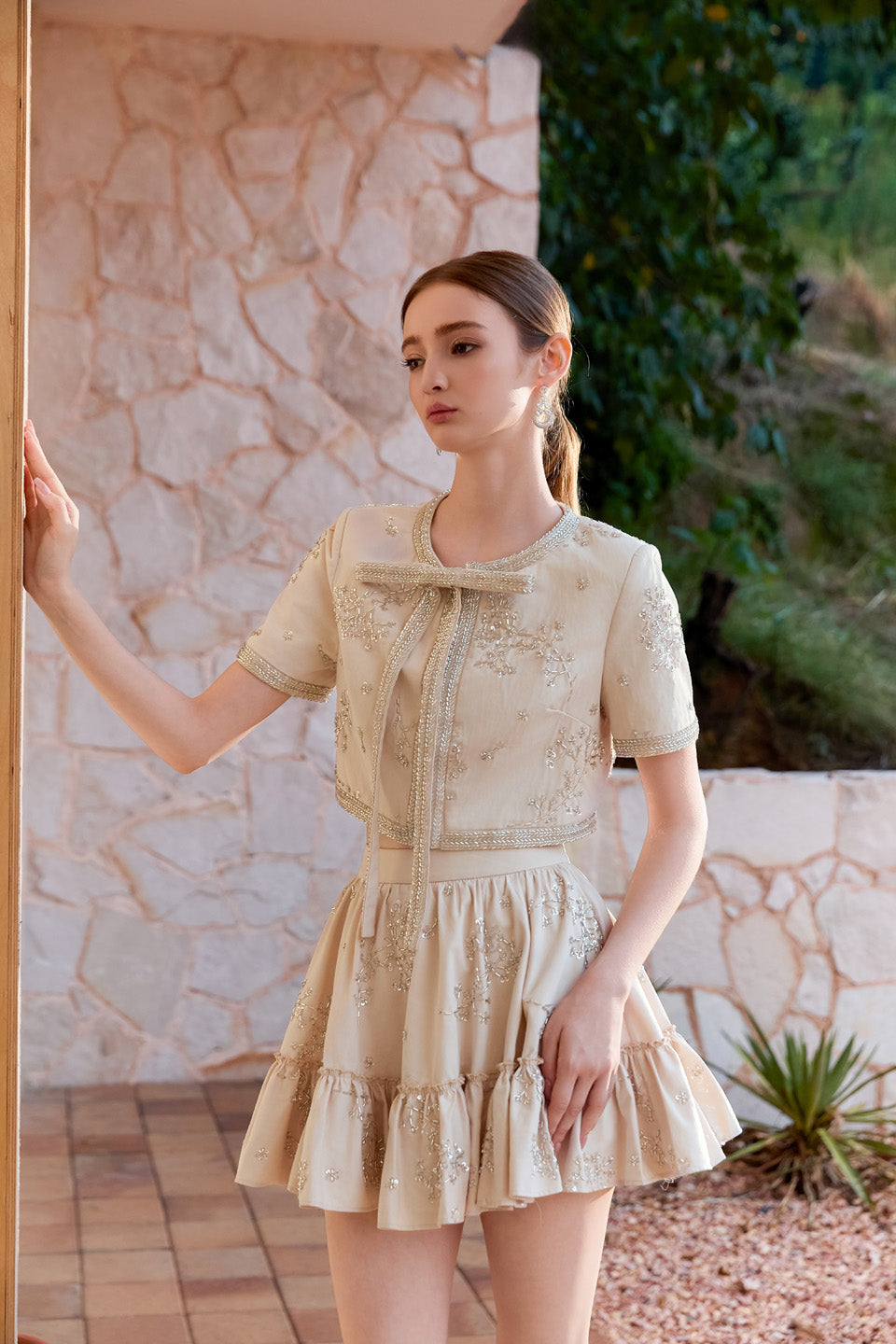 Wardrobes by chen Heavy industry bead embroidered bow top