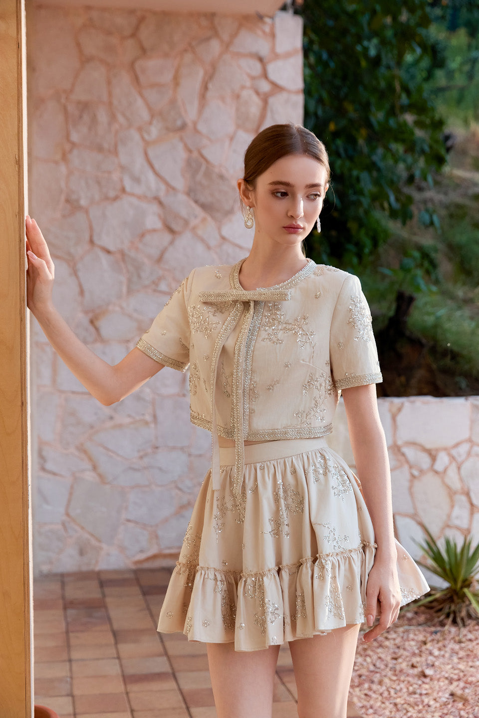 Wardrobes by chen Heavy industry bead embroidered bow top