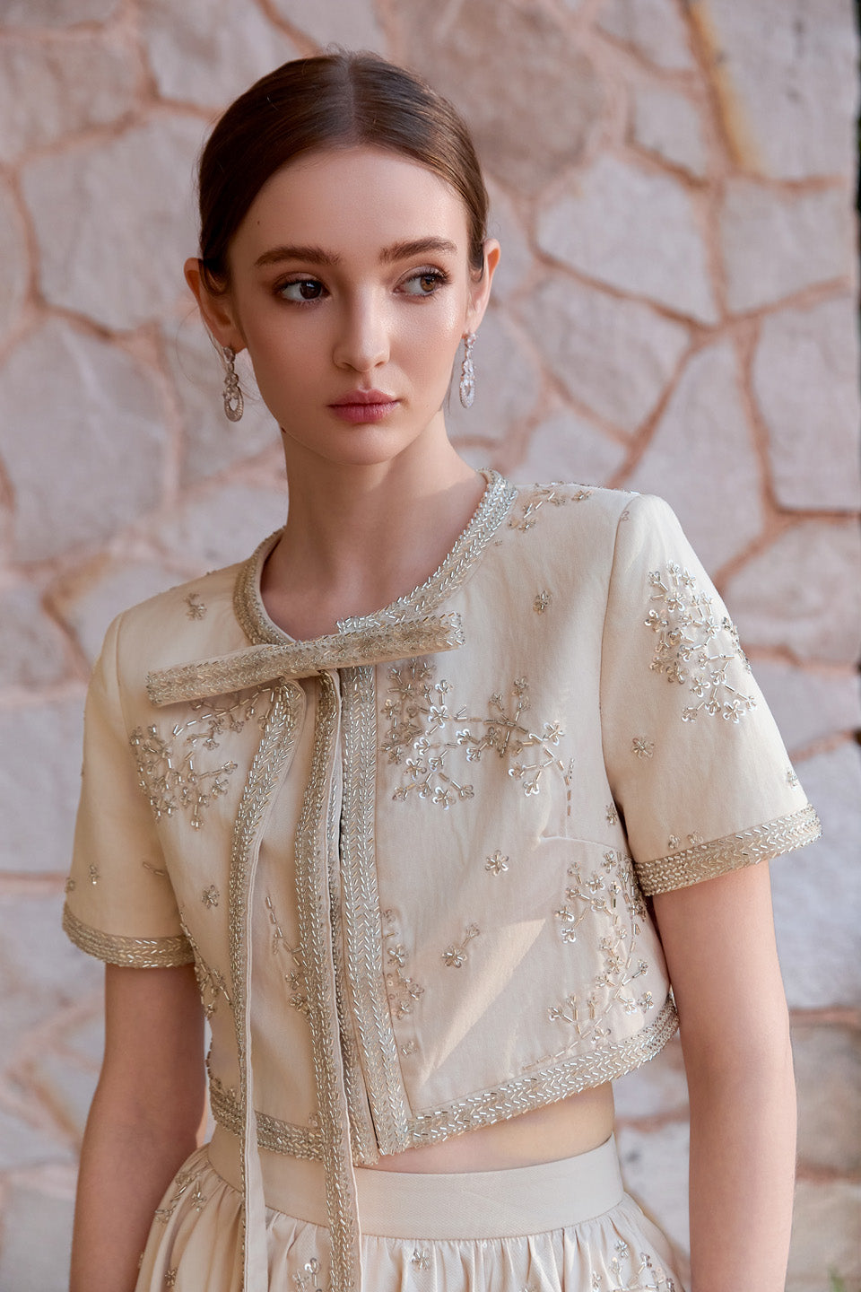 Wardrobes by chen Heavy industry bead embroidered bow top