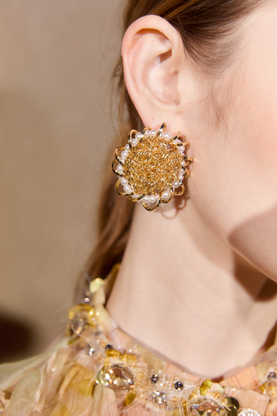 Wardrobes by chen Pearl gold wire woven earrings