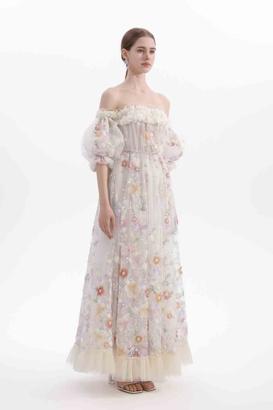 Wardrobes by chen Floral embroidered off-shoulder dress