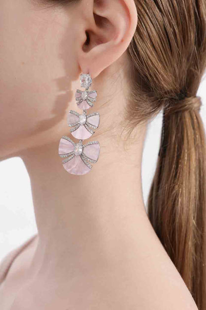 Wardrobes by chen Pink shell diamond pendant earrings