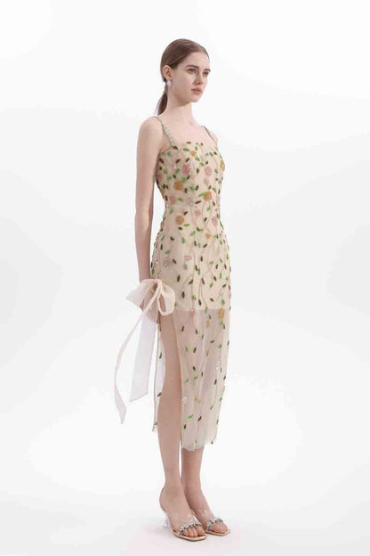 Wardrobes by chen Embroidered floral camisole dress