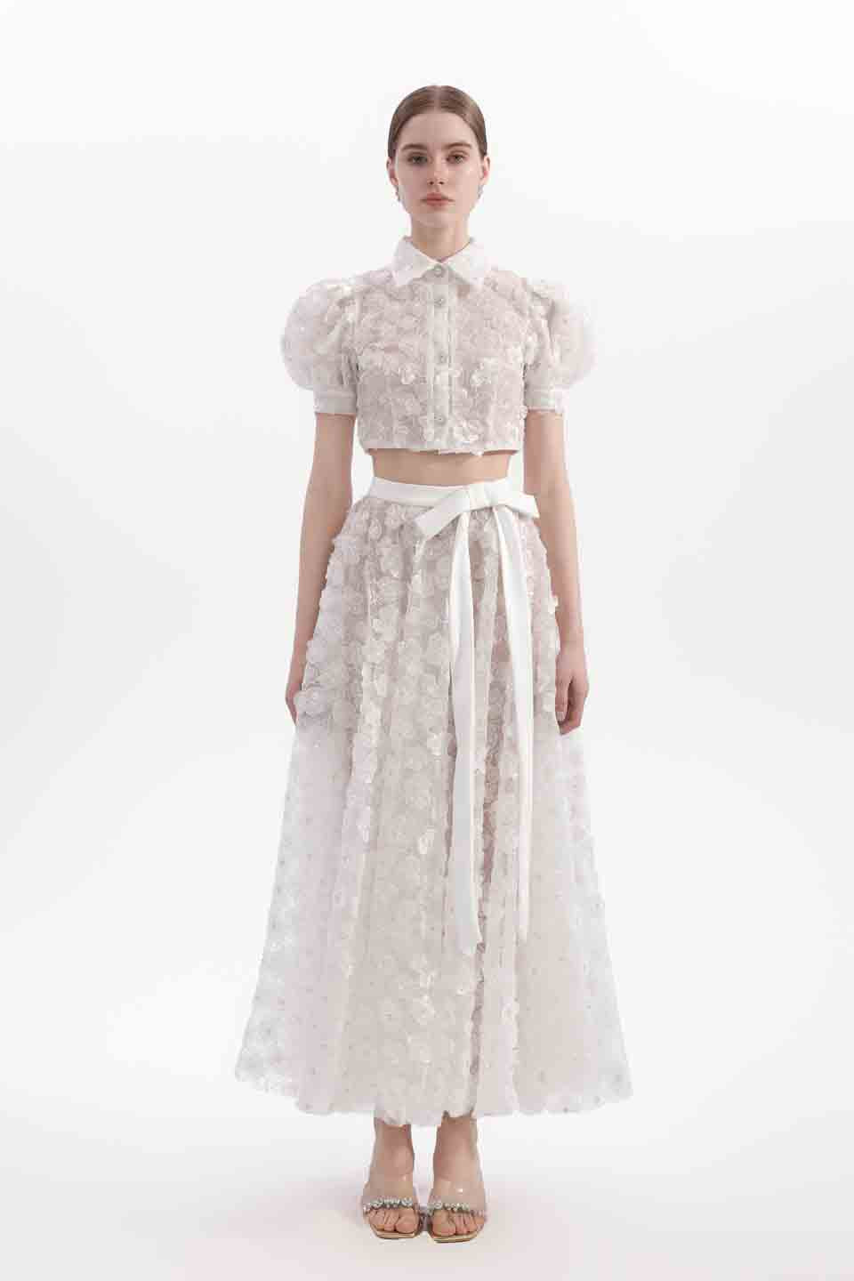 Wardrobes by chen Embroidered bubble sleeve shirt + skirt set