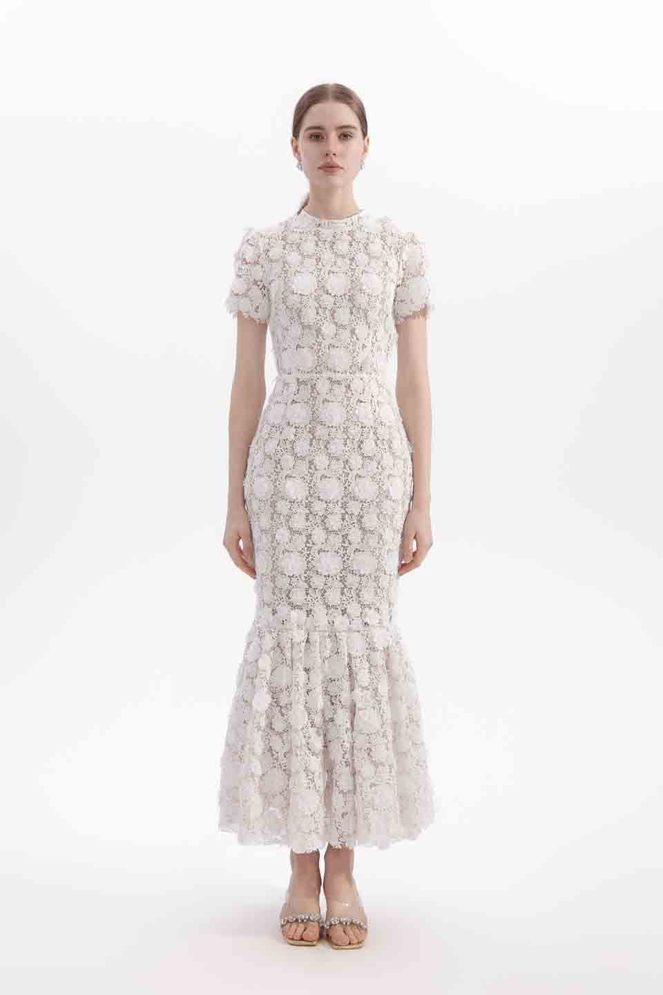 Wardrobes by chen Hollow embroidered lace fishtail dress