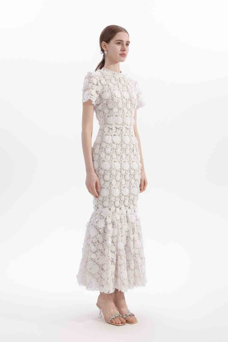 Wardrobes by chen Hollow embroidered lace fishtail dress