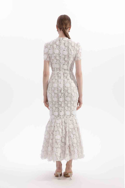 Wardrobes by chen Hollow embroidered lace fishtail dress