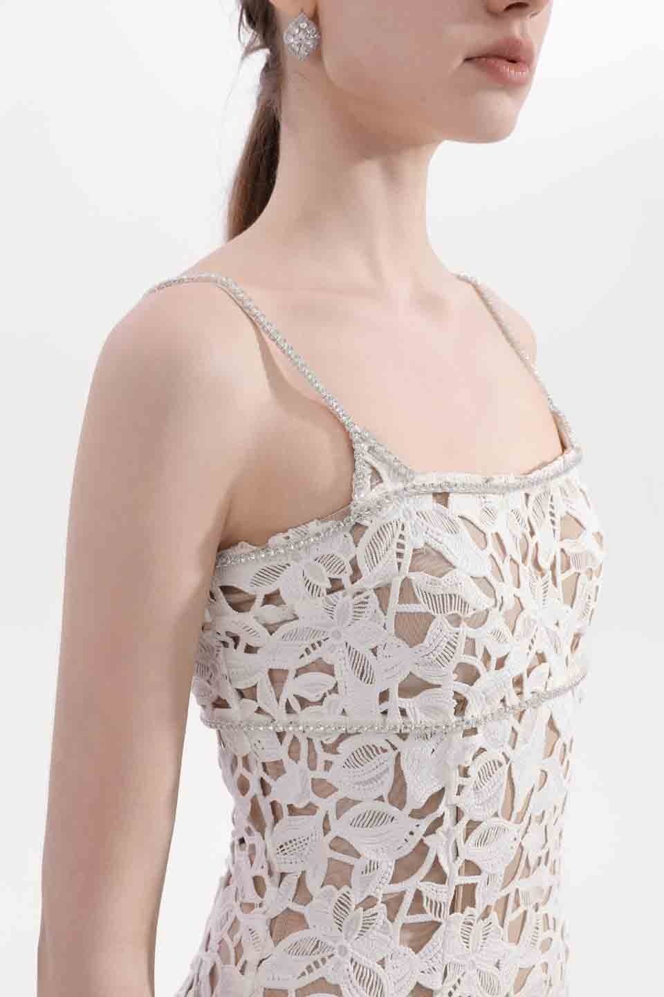 Wardrobes by chen Embroidered lace camisole dress