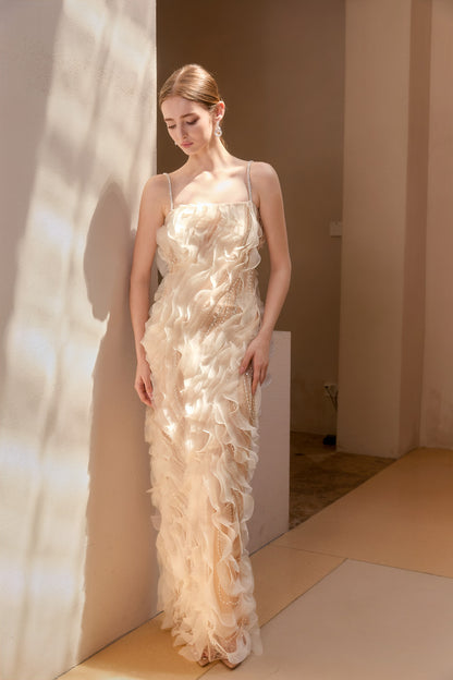 Wardrobes by chen Heavy industry floating light strap dress