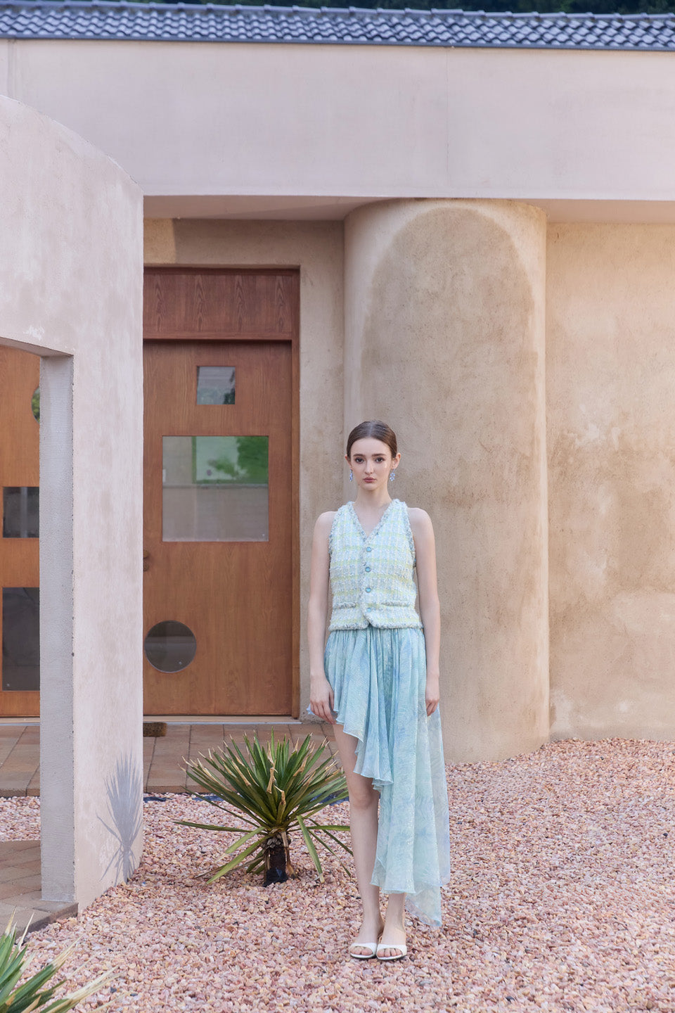 Wardrobes by chen Tweed ribbon vest top + skirt set