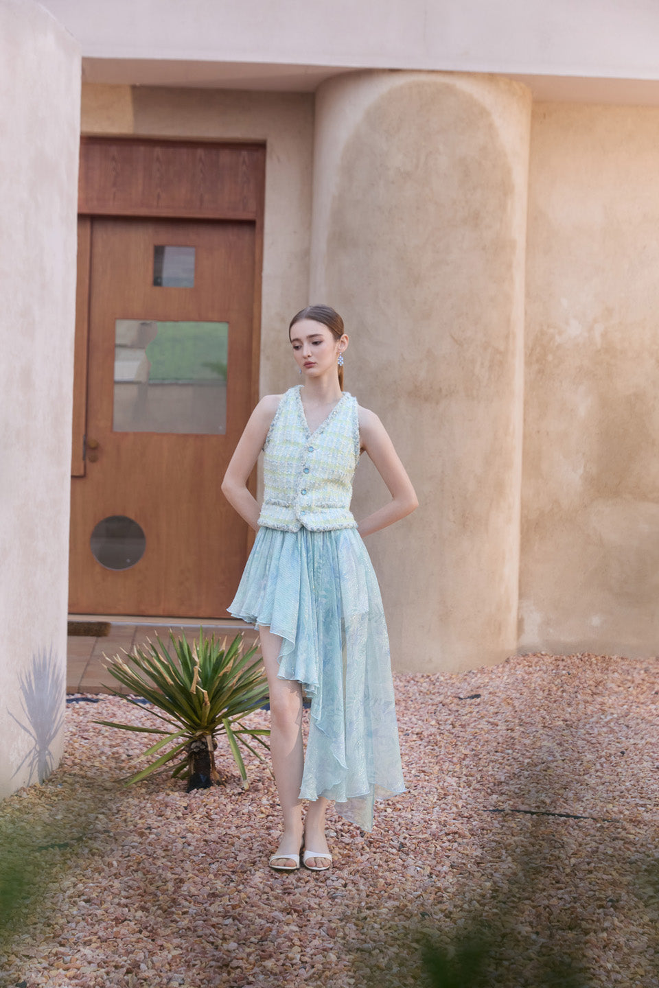 Wardrobes by chen Tweed ribbon vest top + skirt set