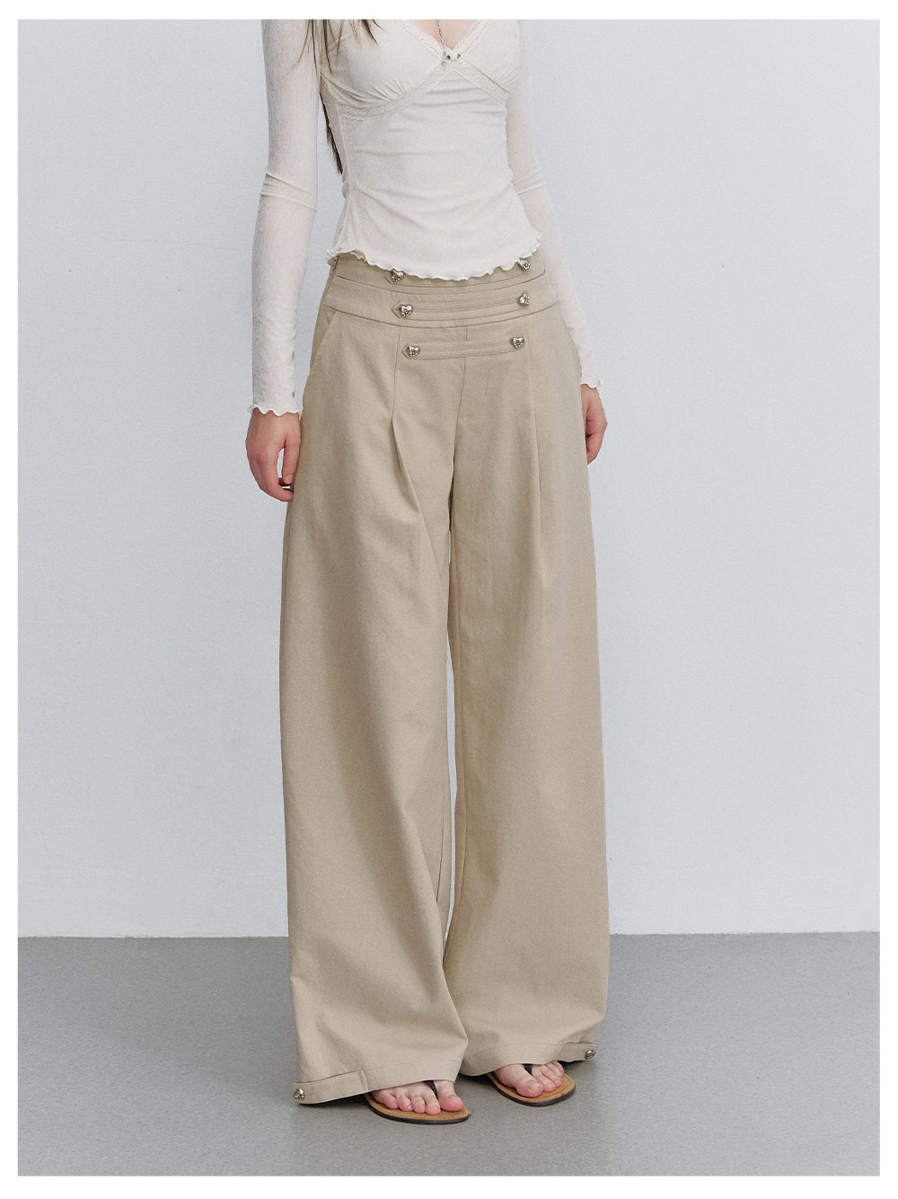 VIA PITTI VIACP6234 Heart-Button Pleated Trousers