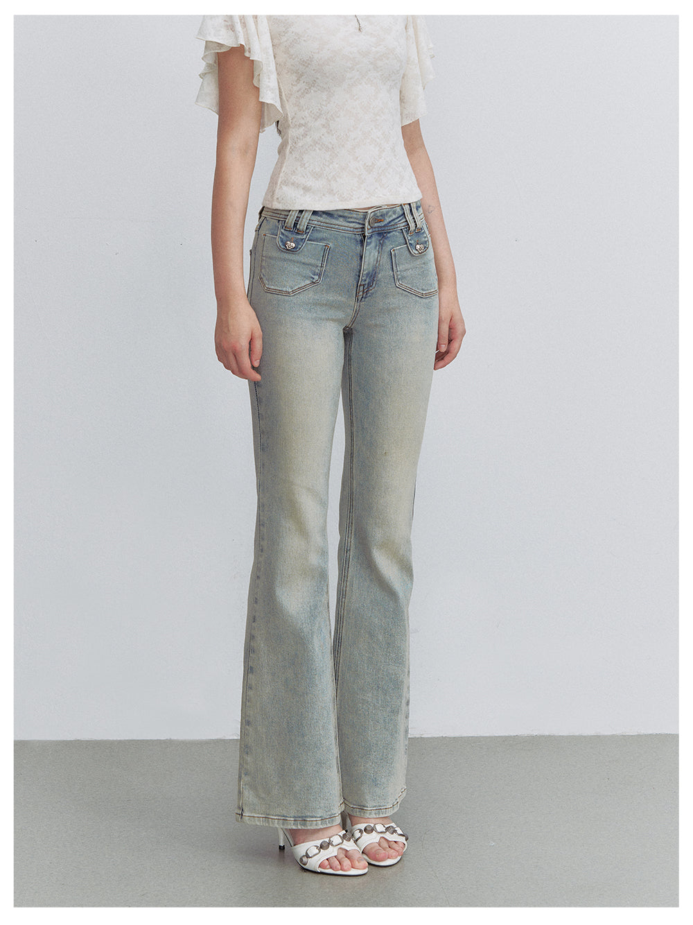 VIA PITTI VIACP6255 Heart-Button Fitted Flared Jeans