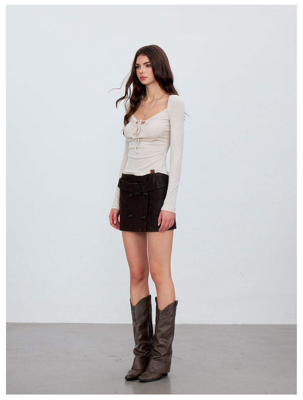 VIA PITTI VIACT6258 Strappy Cutout U-Neck Wool Top