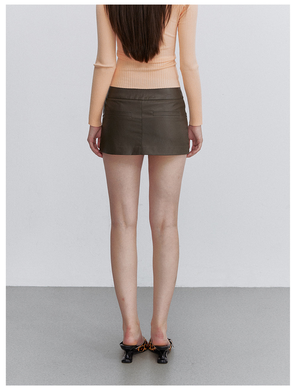VIA PITTI VIACS6248 A-Line Fitted PU Leather Skirt