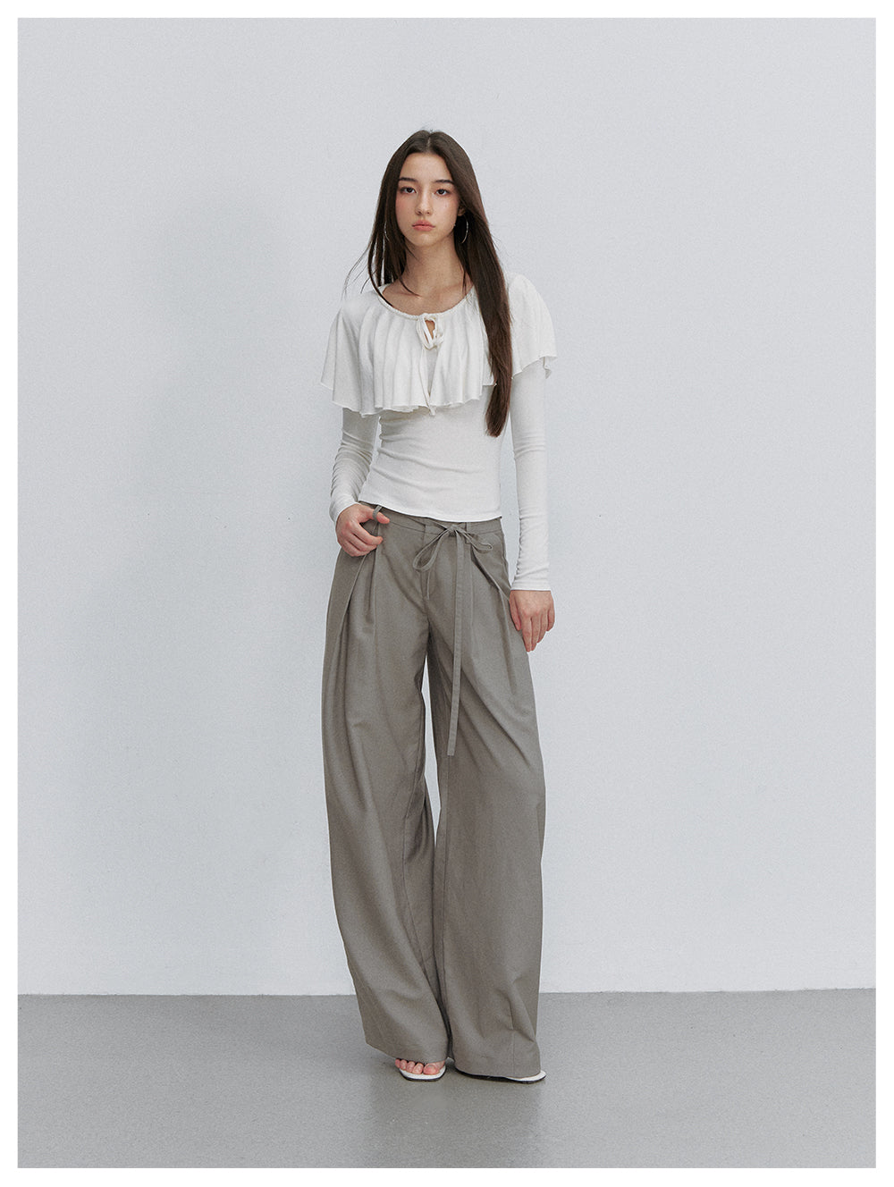 VIA PITTI VIACP6203 Bow-Tie Strap Pleated Trousers