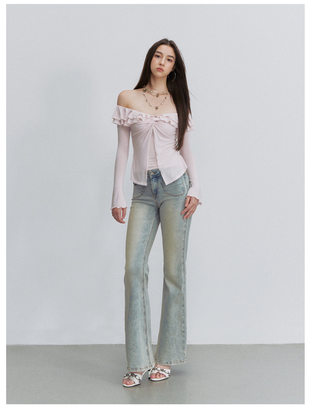 VIA PITTI VIACP6255 Heart-Button Fitted Flared Jeans