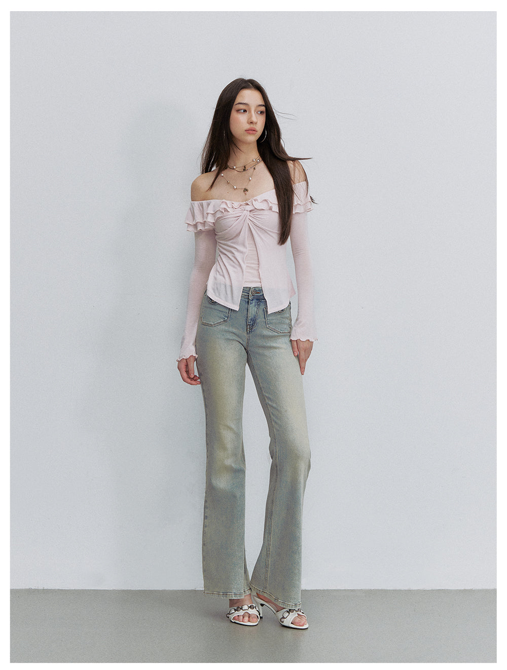 VIA PITTI VIACP6255 Heart-Button Fitted Flared Jeans