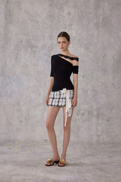 NOMEANSNO N179 Black lace single shoulder top