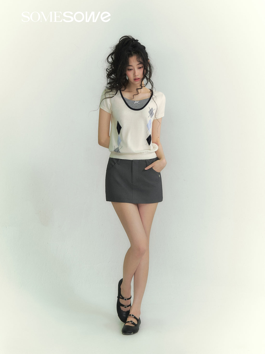 SOMESOWE S2609077 Lingge color matching fake two piece top