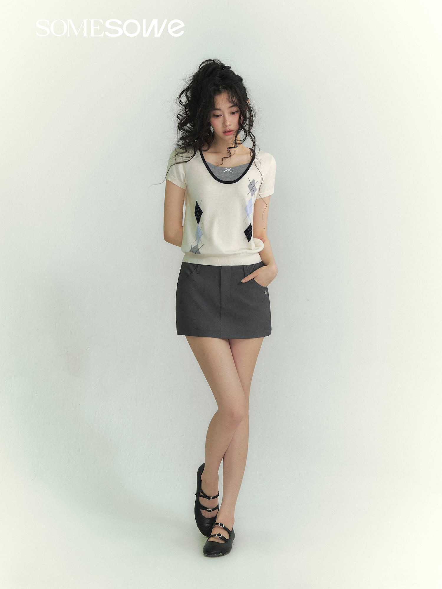 SOMESOWE S2609077 Lingge color matching fake two piece top