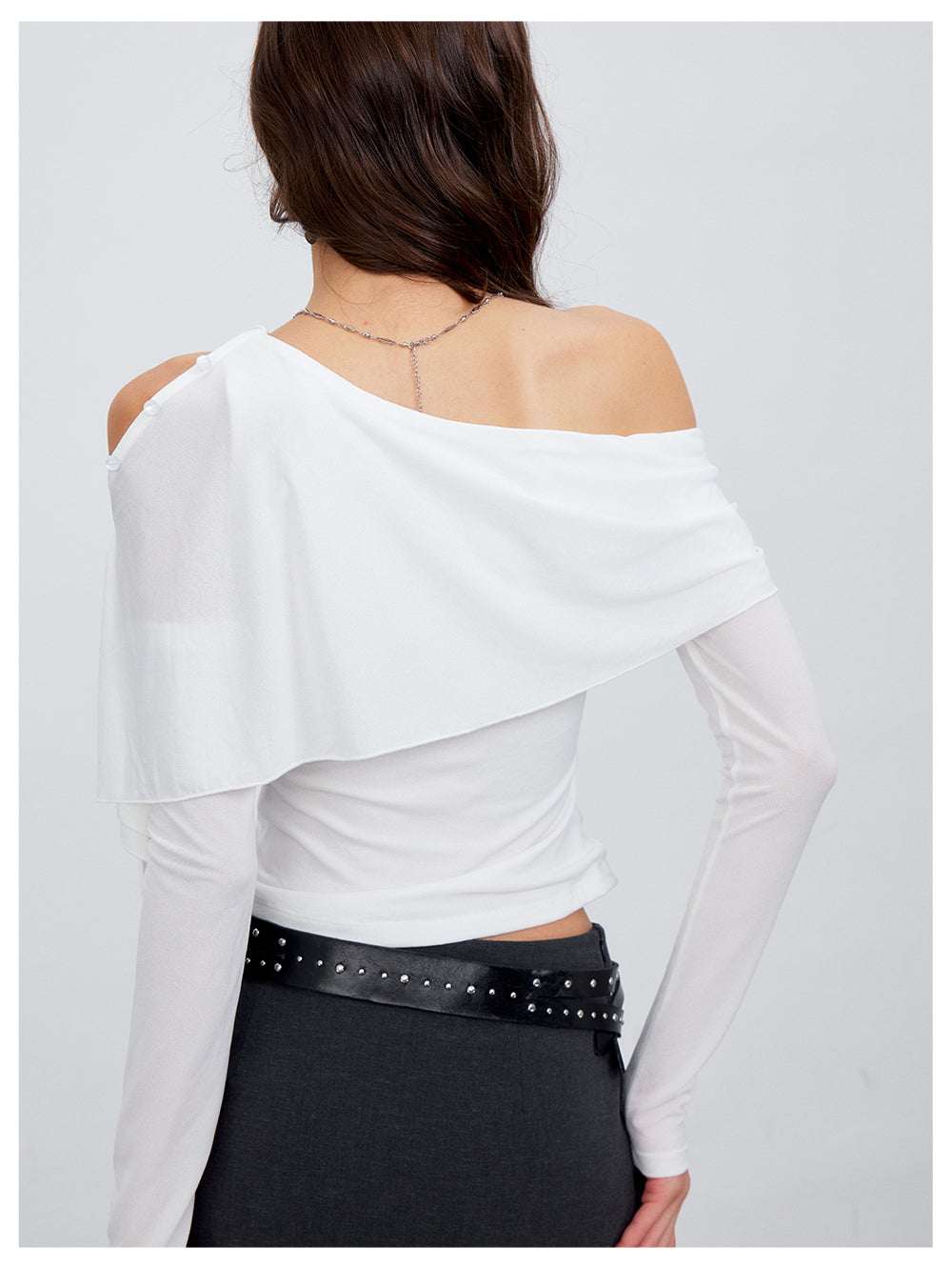 VIA PITTI VIACT6232 Asymmetric Button Capelet Top