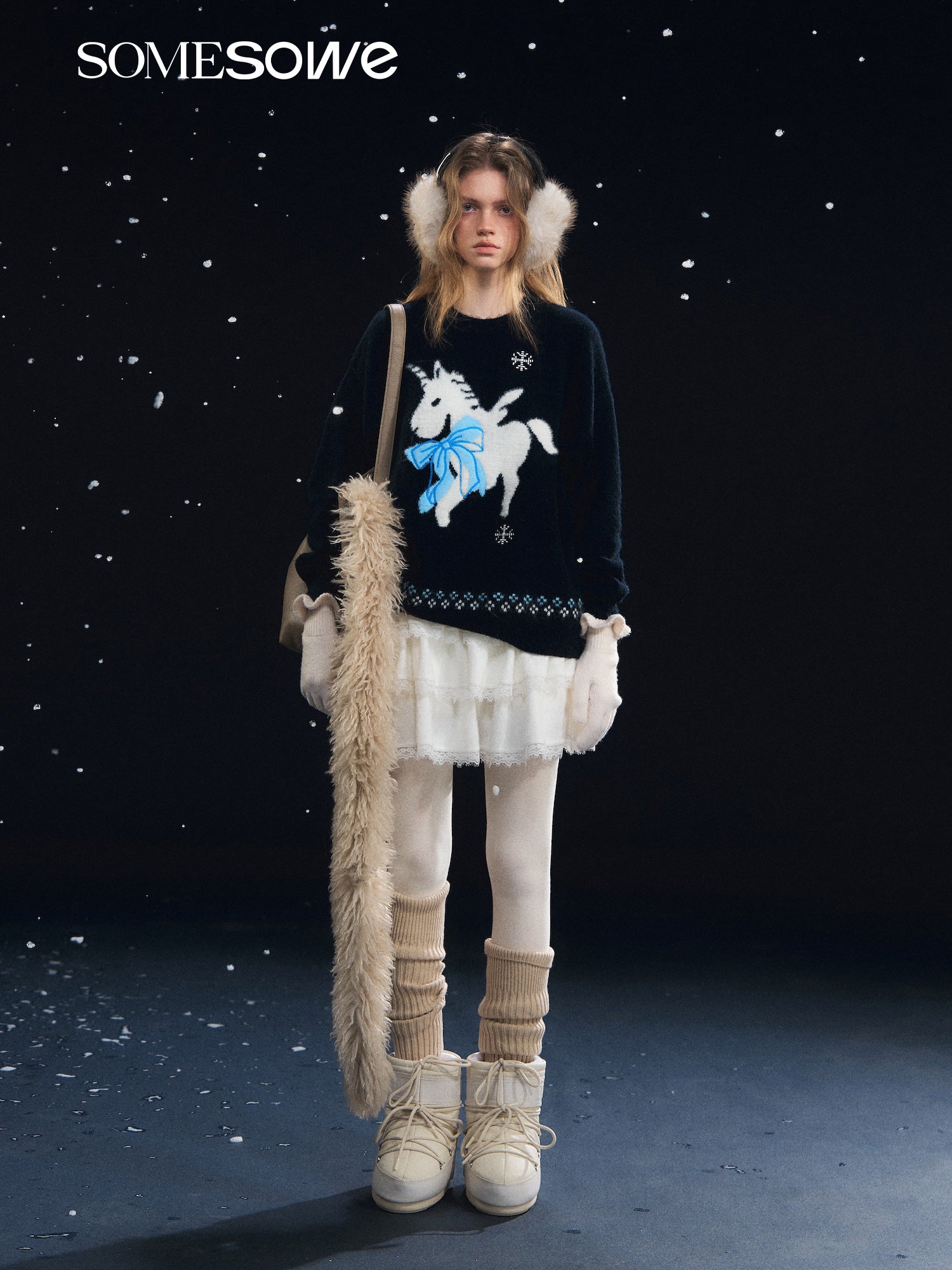 SOMESOWE S2508313 Snowflake Pony Soft Round Neck Sweater