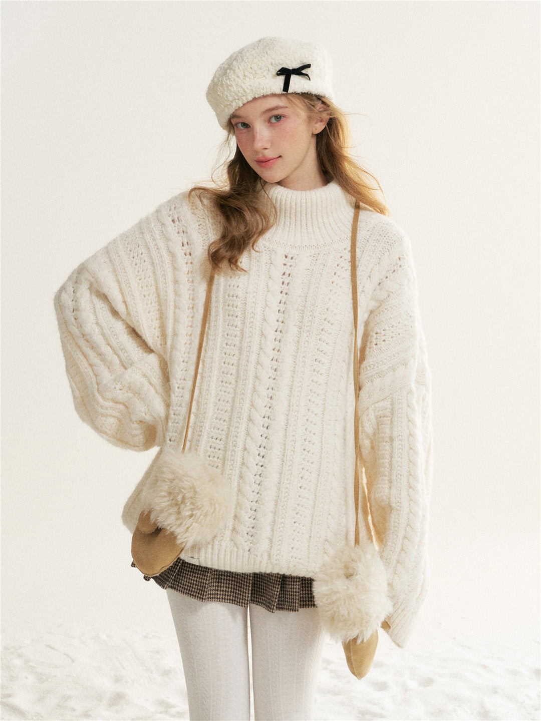 16DEWS 16D25503 High neck twists silhouette pullover sweater