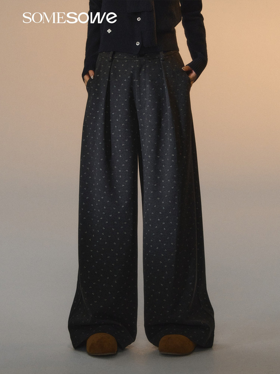 SOMESOWE S2508262 Printed butterfly tie woolen trousers