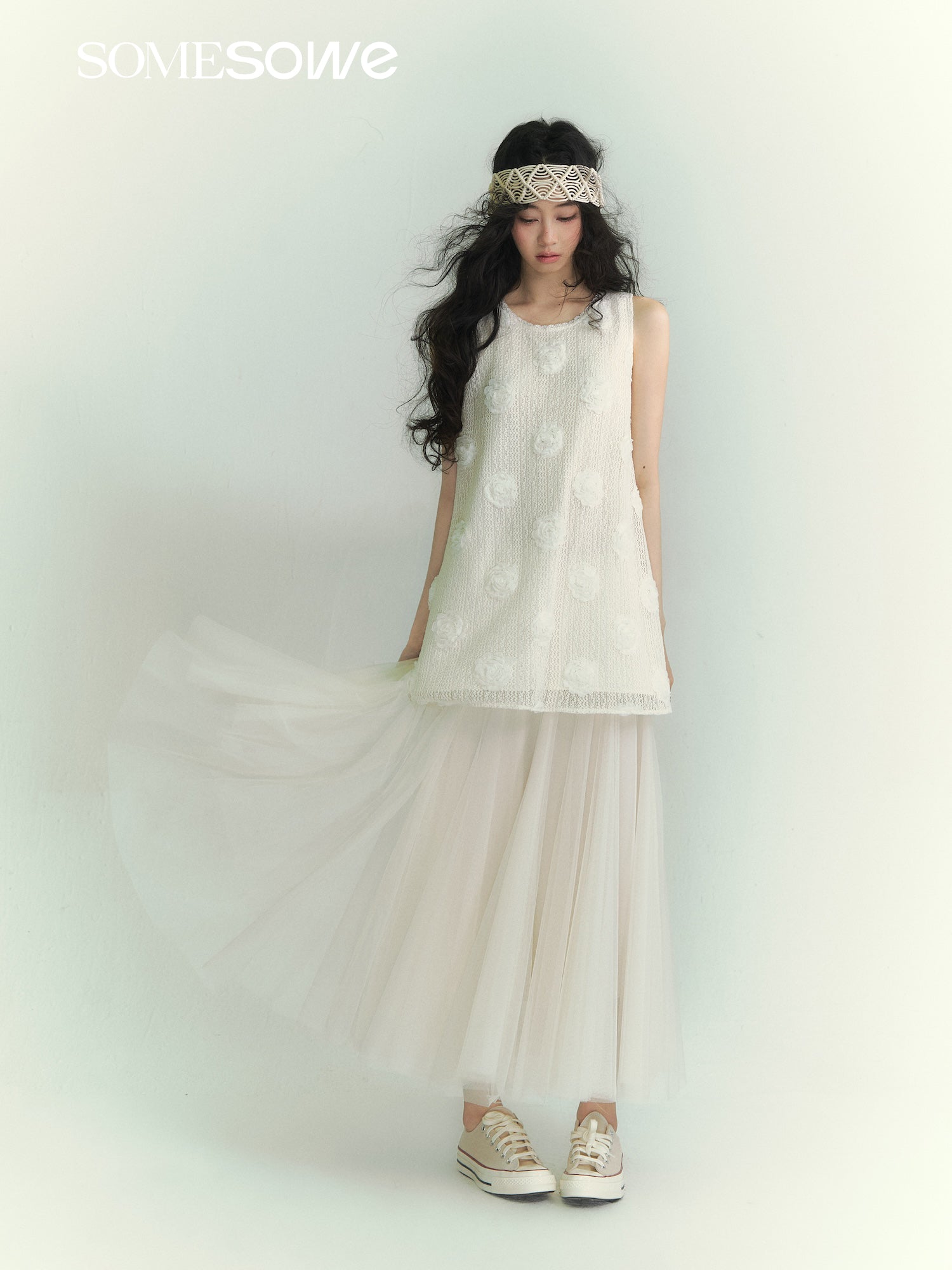 SOMESOWE S2609047 3D floral lace up vest dress