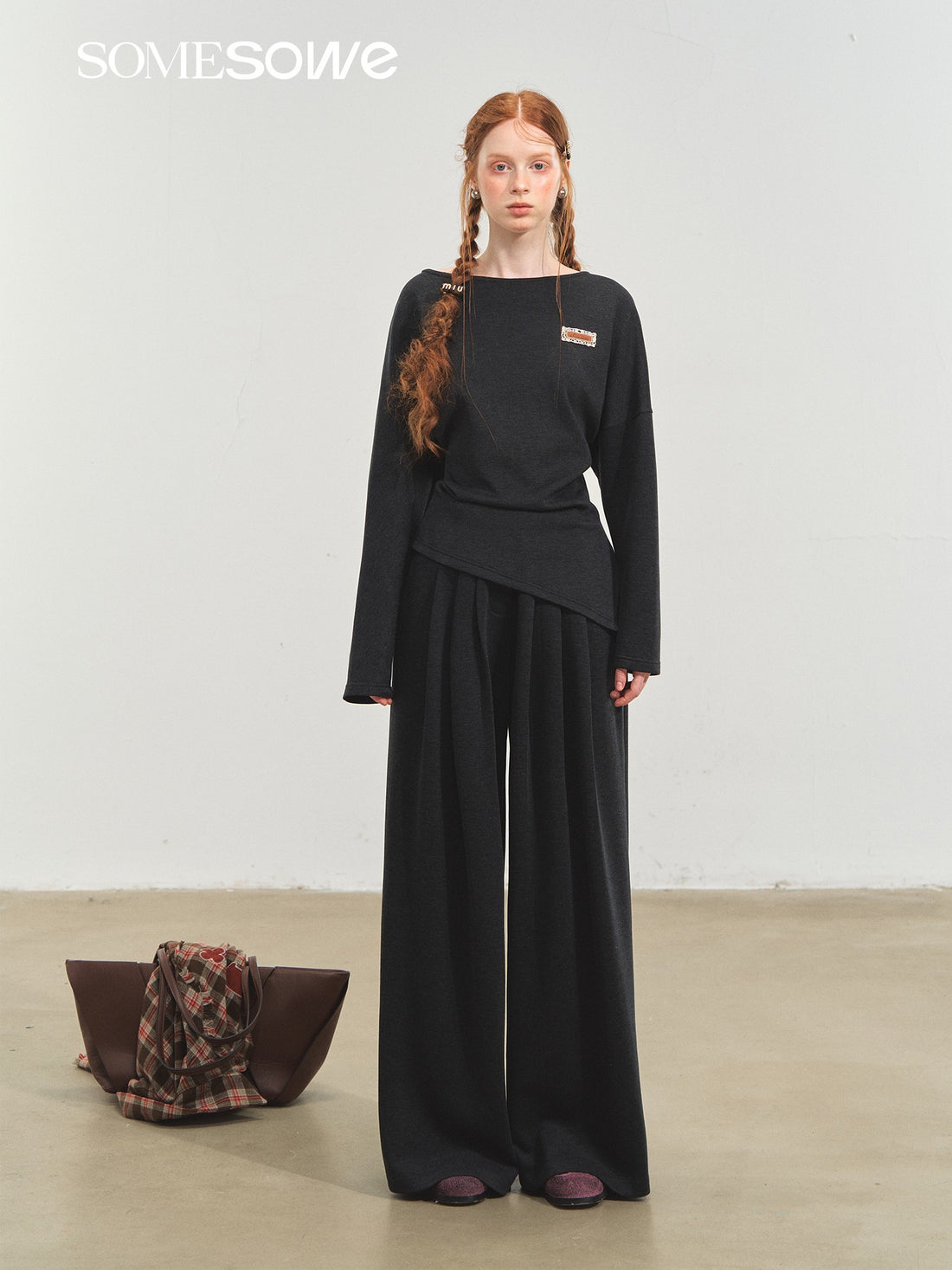 SOMESOWE S2508212&amp;S2508213 Off shoulder irregular top + pants set