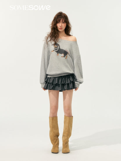 SOMESOWE S2508179 Pearl dachshund one shoulder hoodie