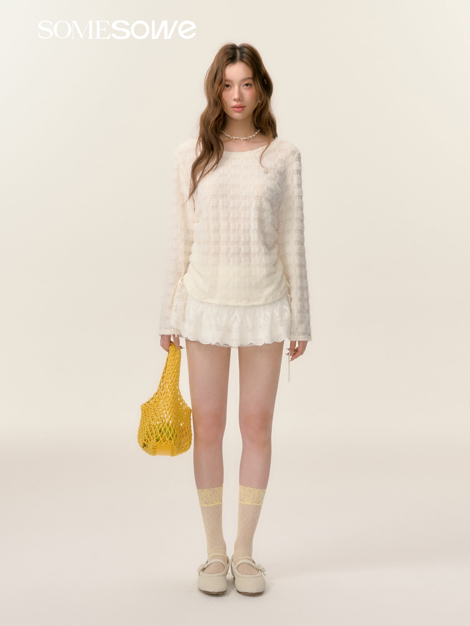 SOMESOWE S2508043 Lace splicing top
