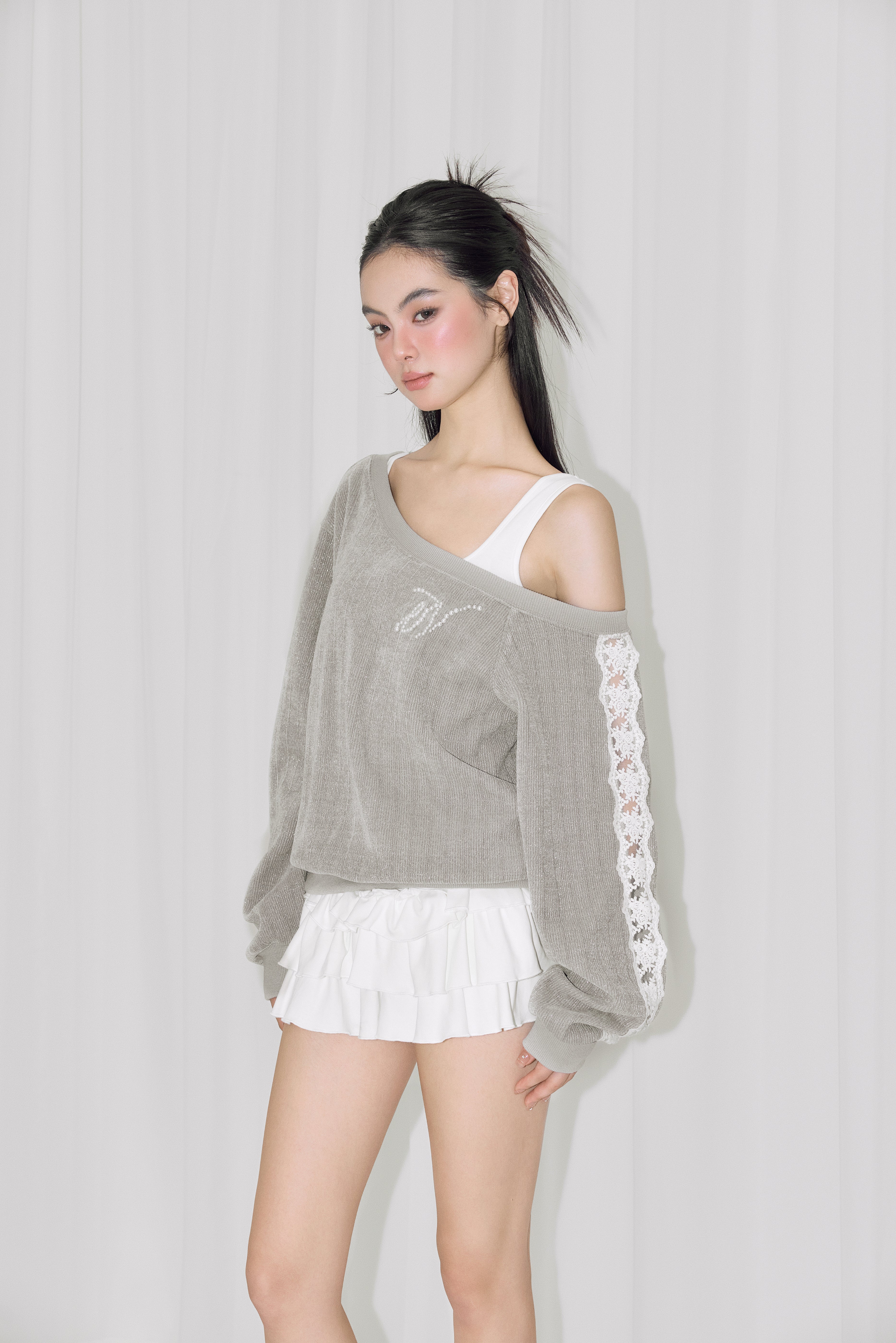 NOMEANSNO Lace Grey One-shoulder Hoodie