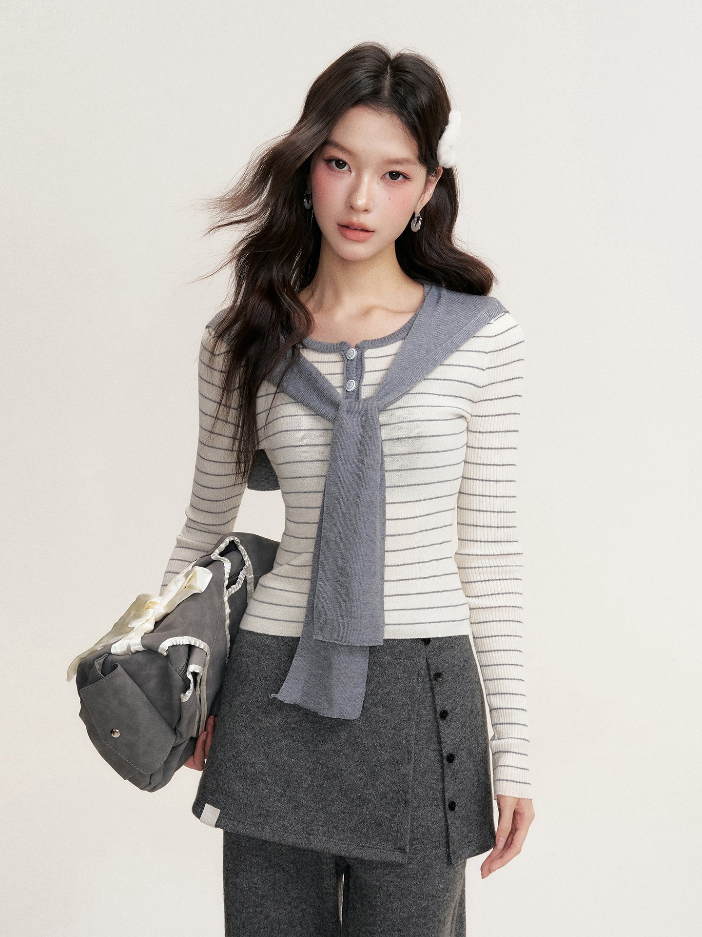 16DEWS 16D25449 Fake two piece slim fit long sleeved knitted top