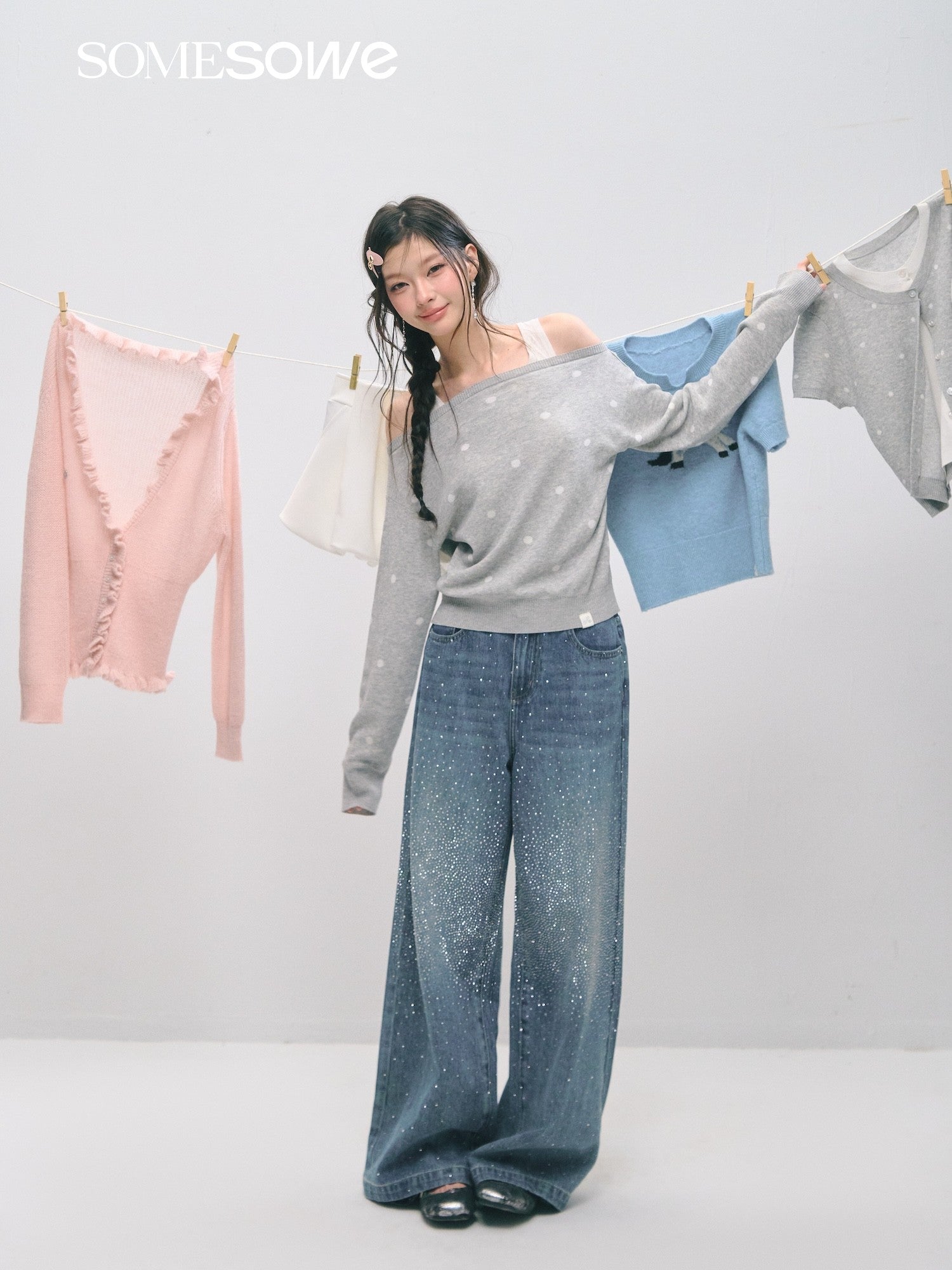 SOMESOWE S2509024 One shoulder polka dot fake two sweaters