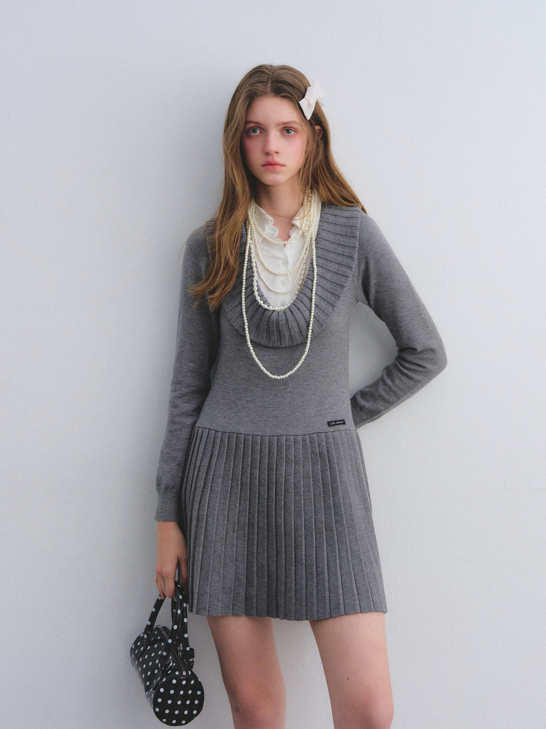 AsGony ASG25682 Fake two-piece collared pleated dress