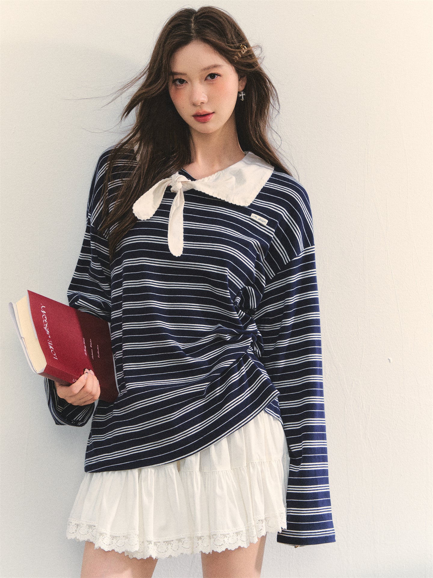 AsGony ASG25318 Striped tie with loose T-shirt