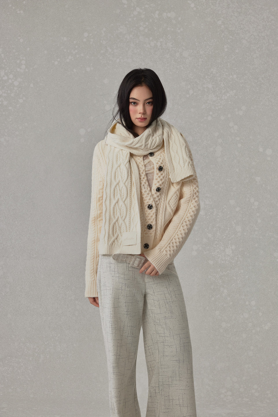 NONCESTNON N273 Twisted scarf
