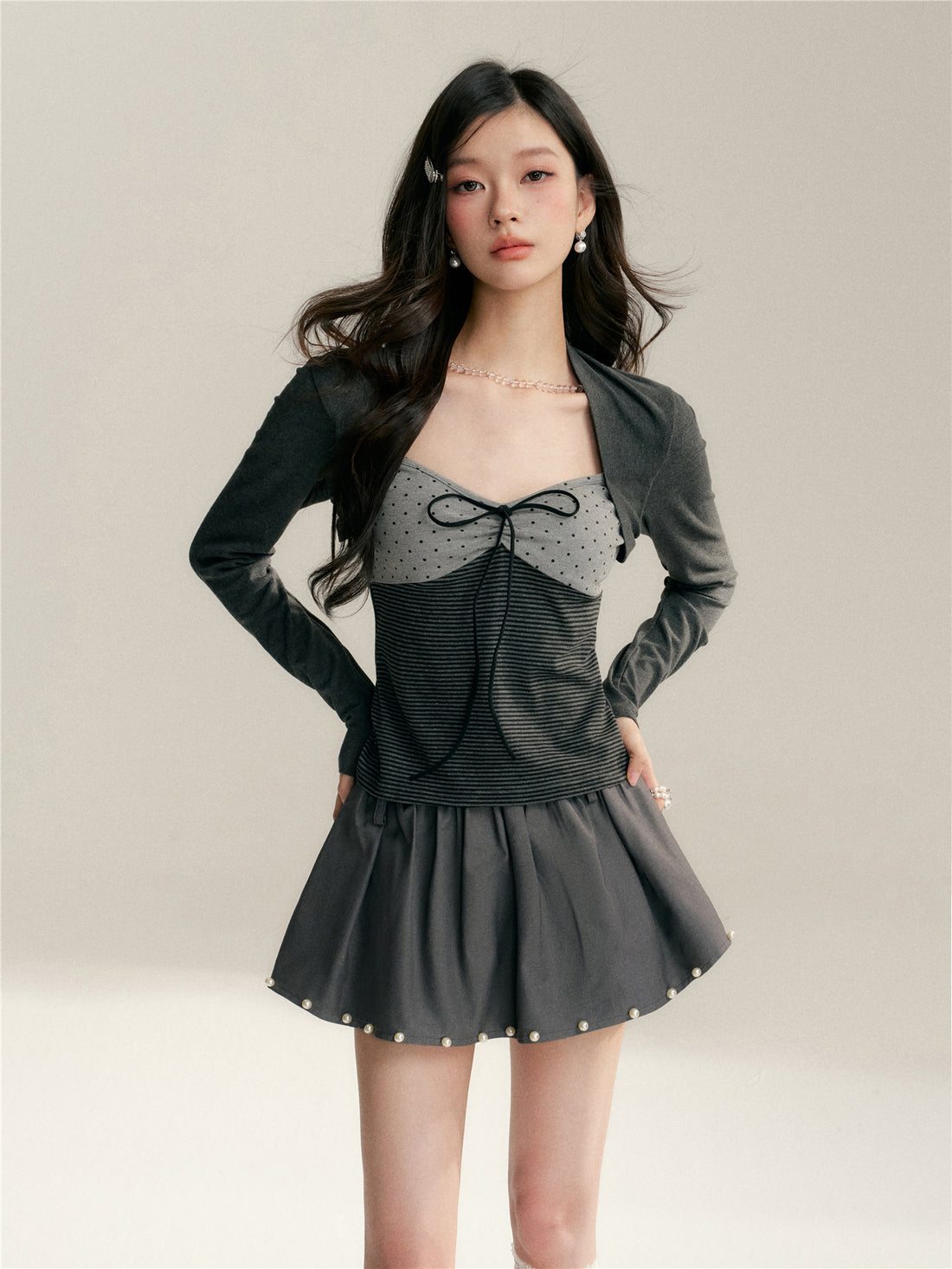 16DEWS 16D26045&amp;16D26046 Stripe contrasting fake two V-neck slim fit top + skirt set