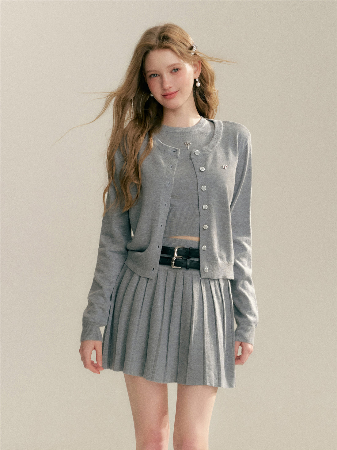 16DEWS 16D246076 Preppy style knitted suit