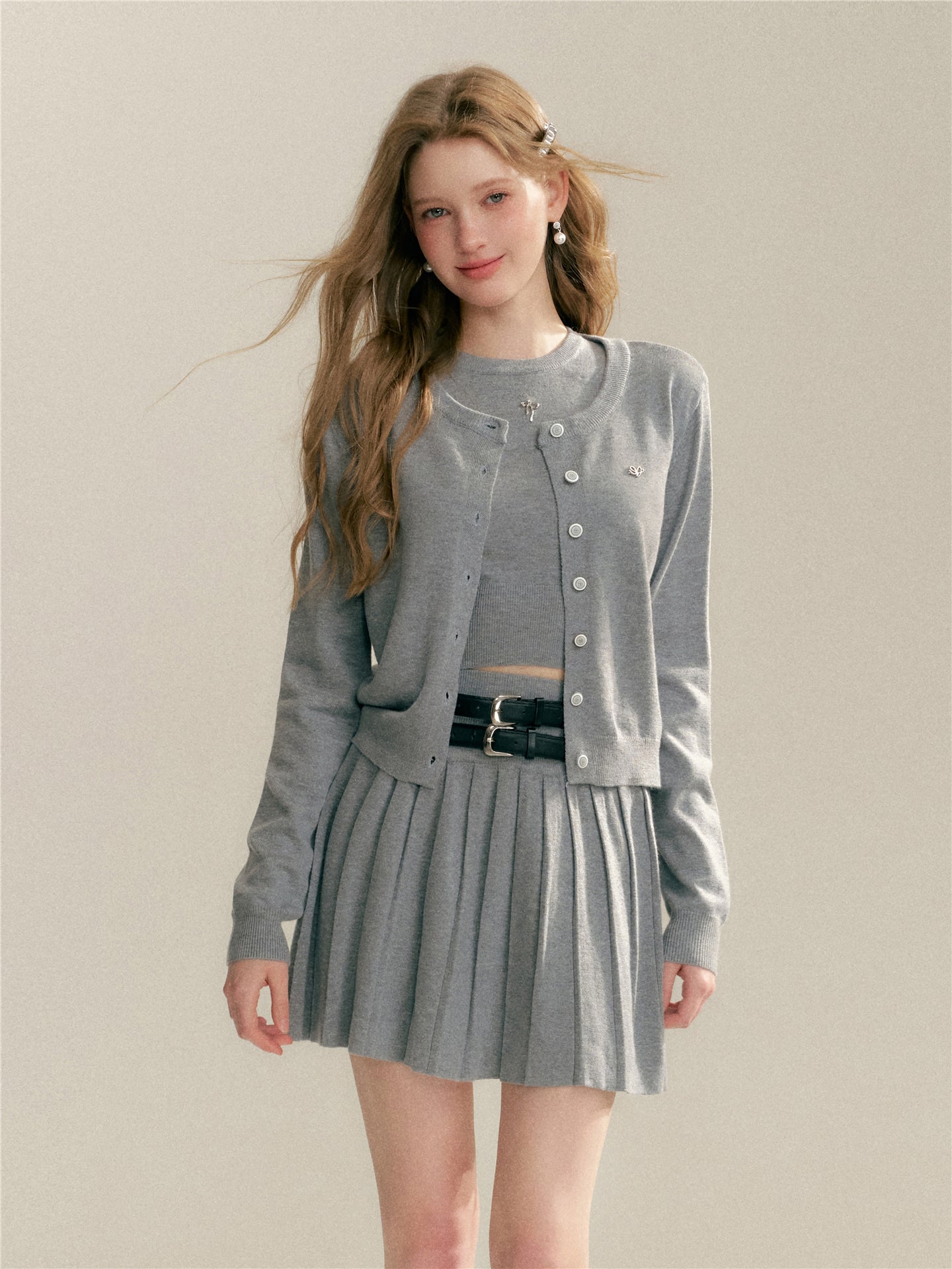 16DEWS 16D246076 Preppy style knitted suit