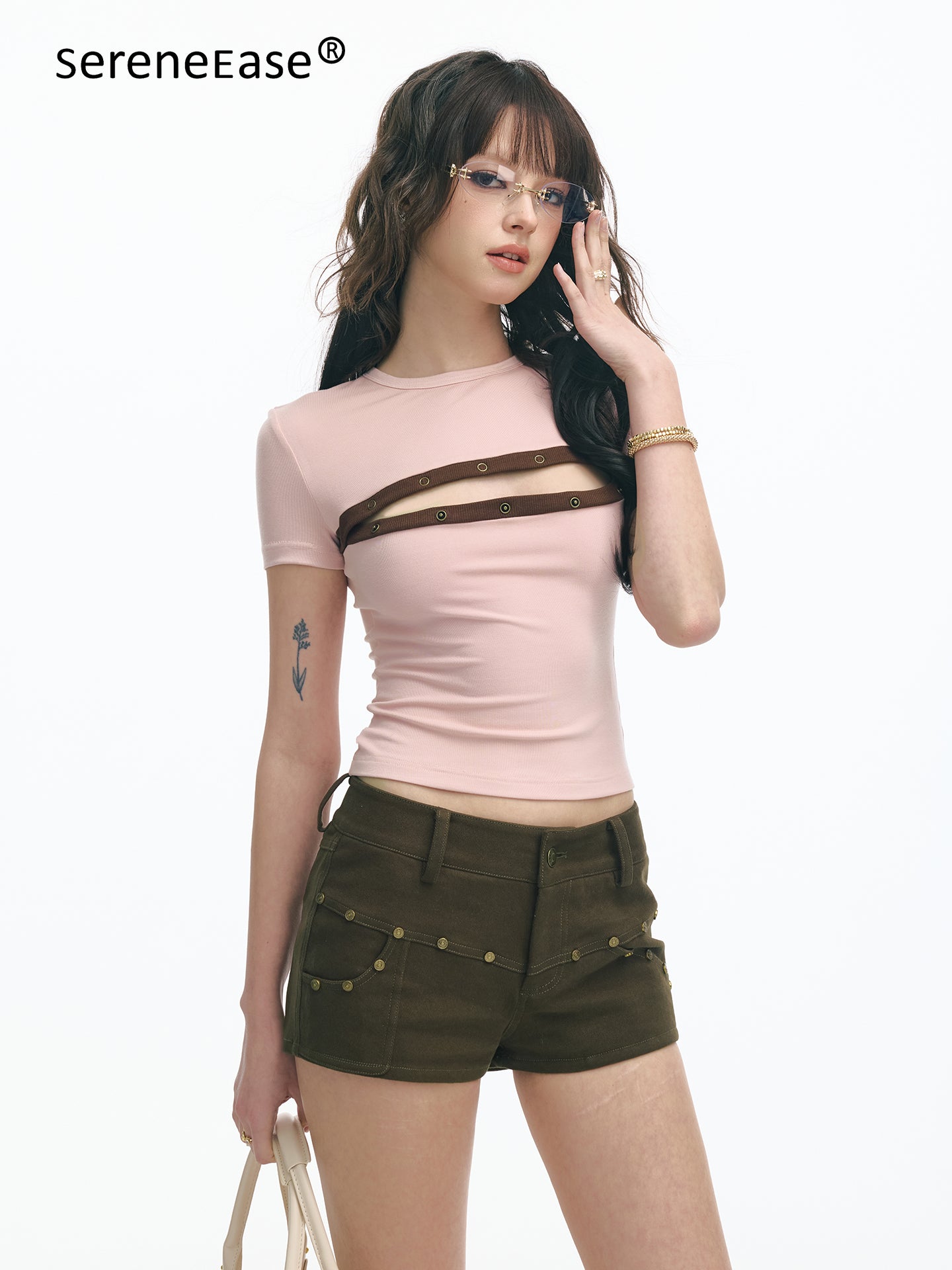Serene Ease American retro contrasting T-shirt