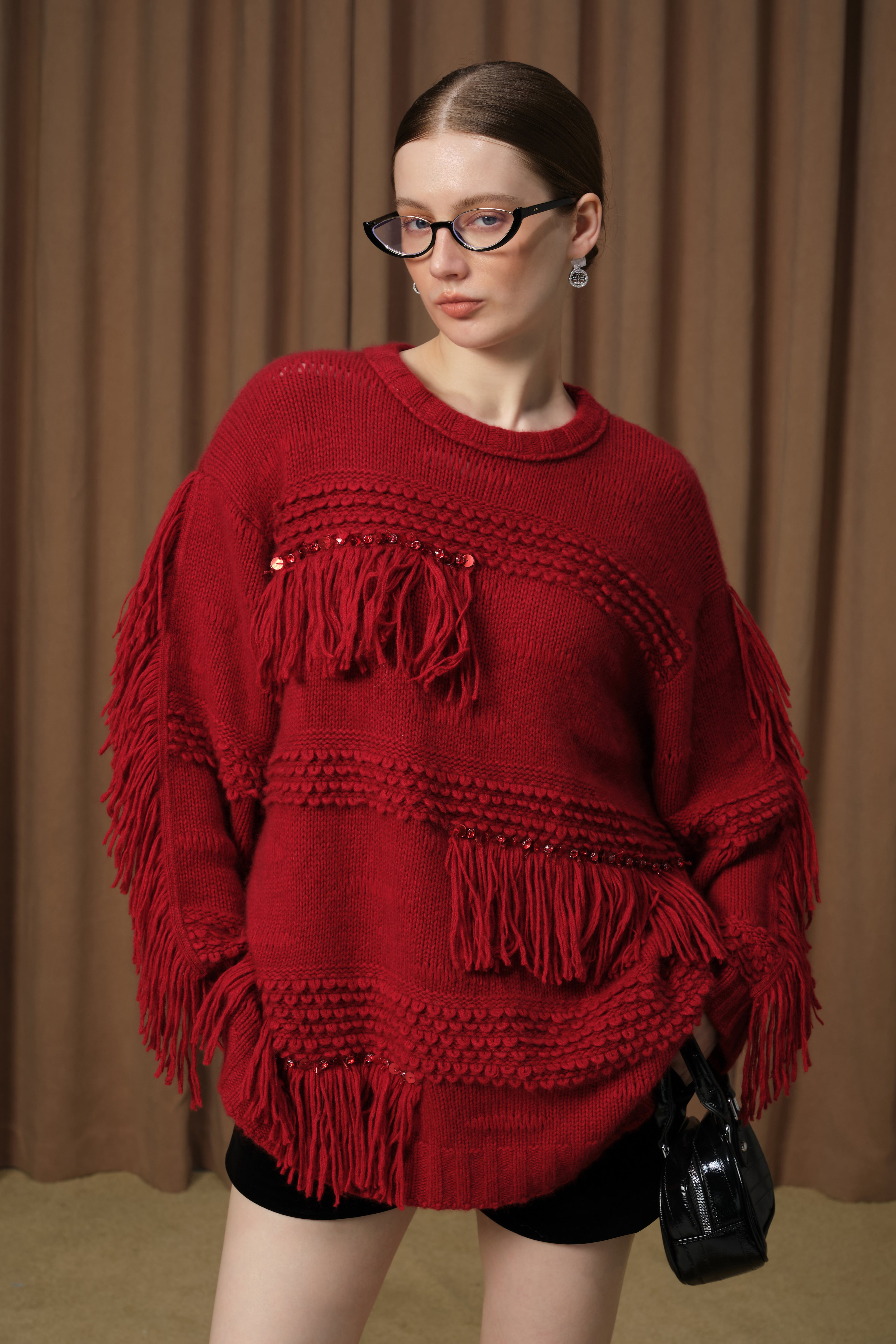 DIANA VEVINA D42W06ZY267A red tassel pullover sweater