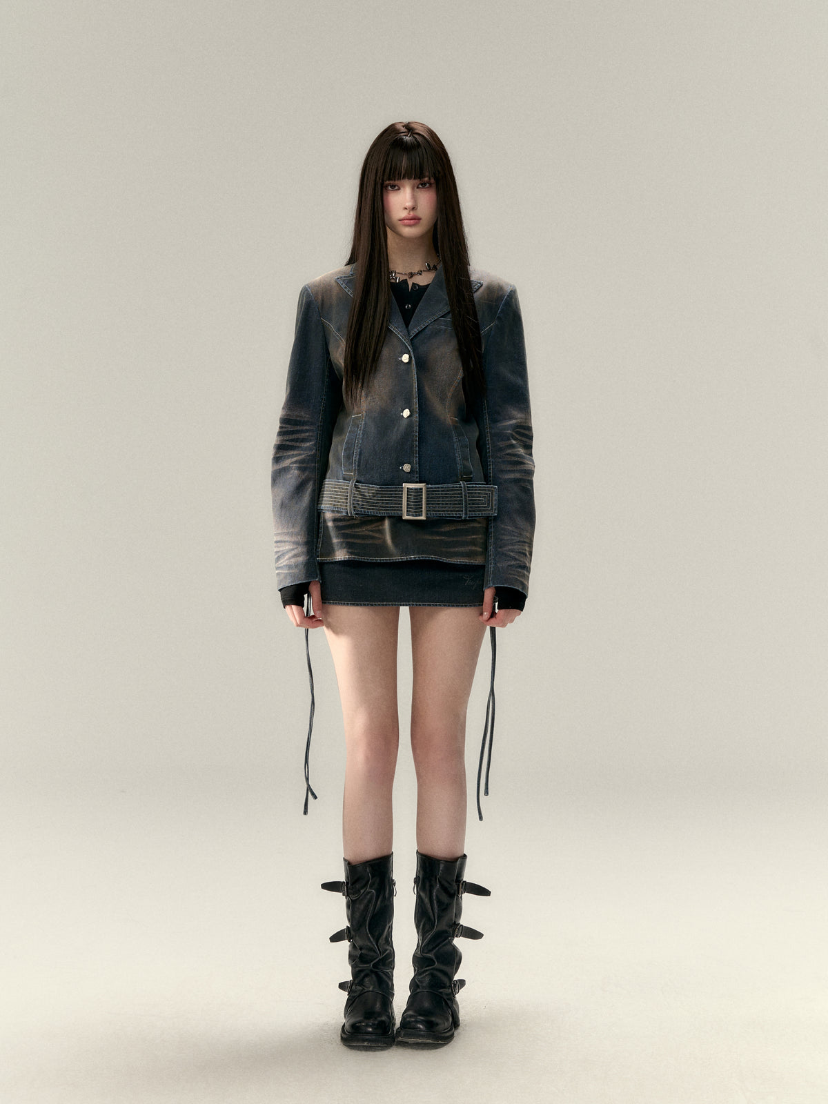 VIA PITTI V25AC030 Wide waist jacket + skirt suit