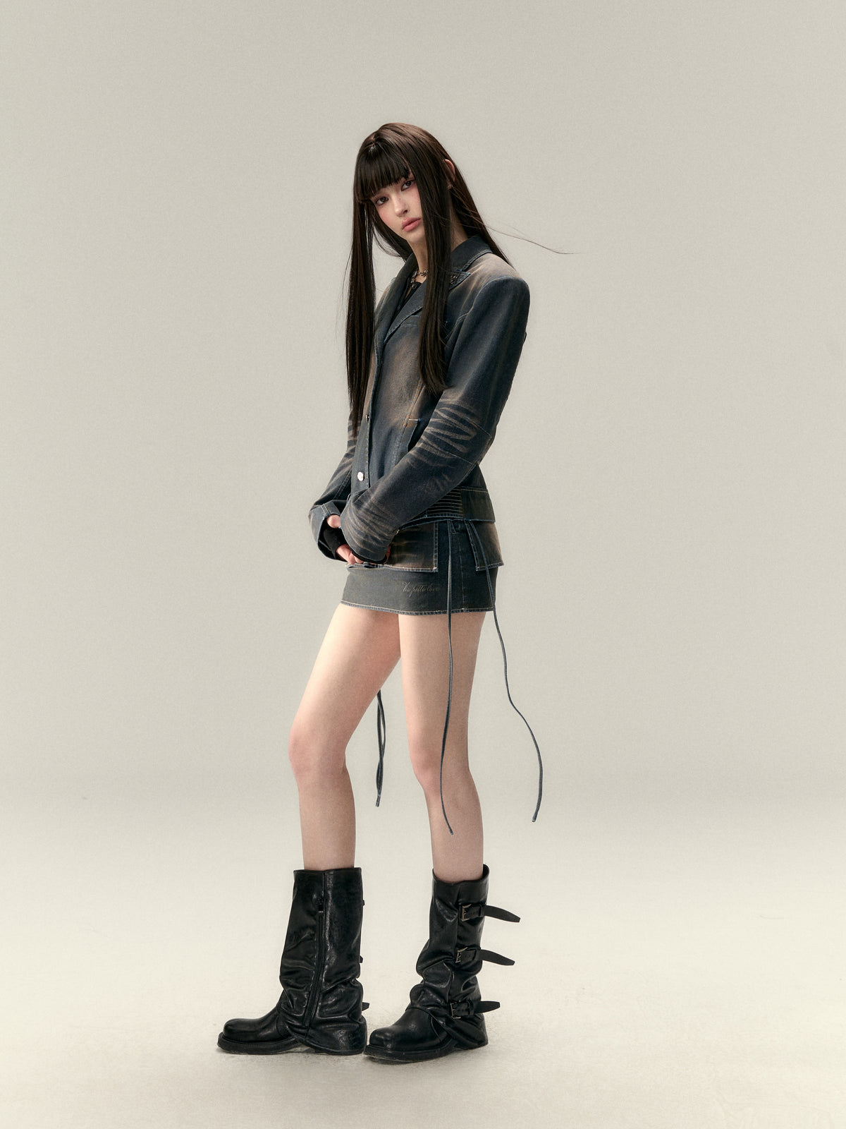 VIA PITTI V25AC030 Wide waist jacket + skirt suit