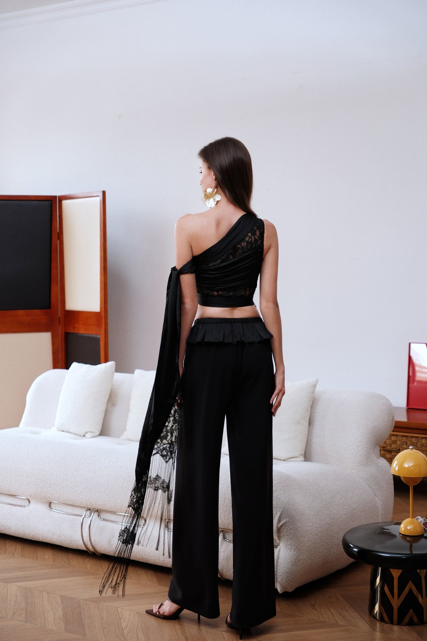SHEERLUCK SLKZ25201 Bow hanging slim fit pants (2color)