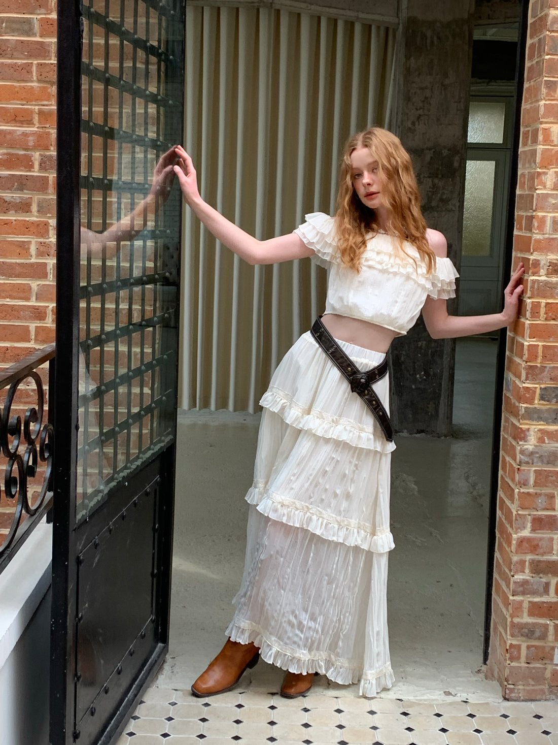 Lafreedom LAC350303&LAC350304 Bohemian vacation off shoulder top + skirt set (2color)