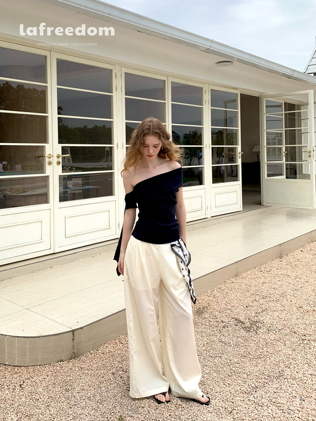 Lafreedom LAC350403 One shoulder irregular lace up top (2color)