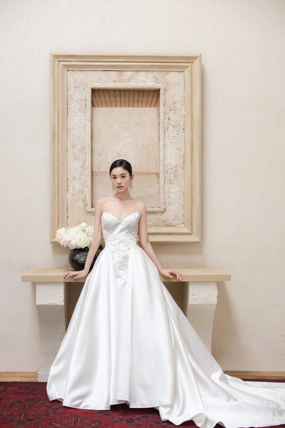 GORGEOUS Pearl chain strapless maxi dress